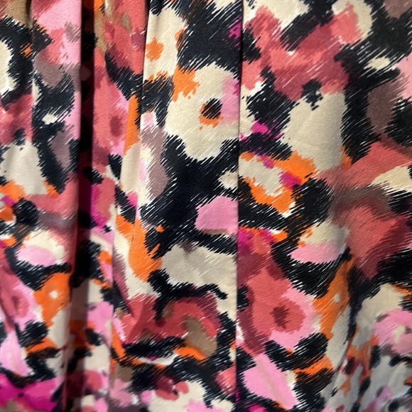 Banana Republic women’s sleeveless floral top size M with side zipper - Picture 2 of 9